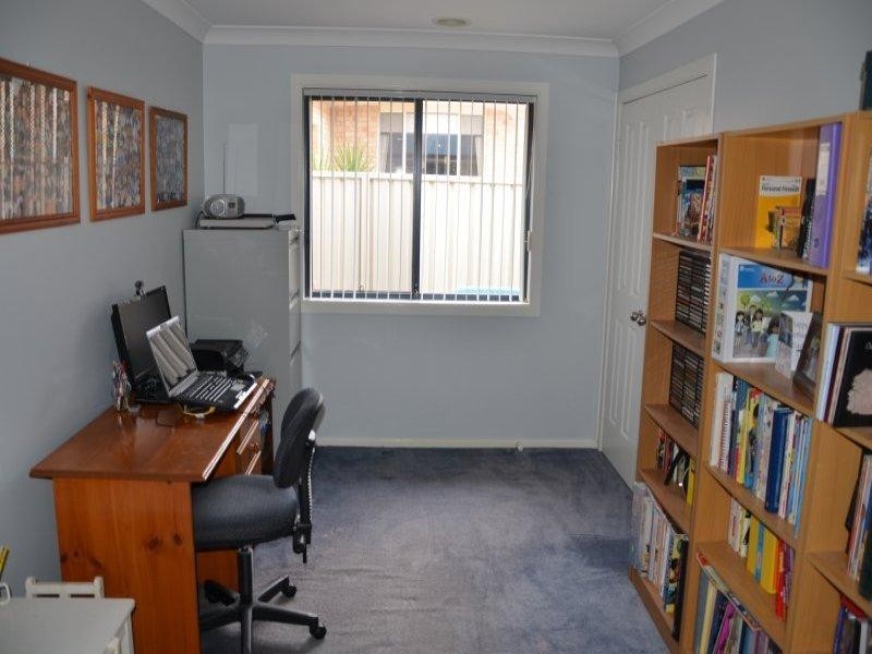 2 Yeomans Place, Wagga Wagga NSW 2650