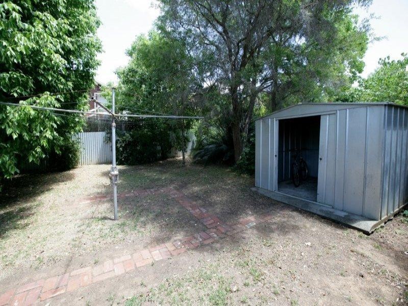 60 Grove Street, Wagga Wagga NSW 2650