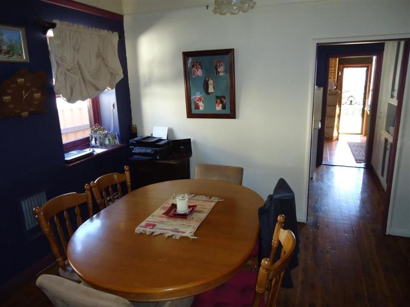 49 Wollundry Avenue, Wagga Wagga NSW 2650