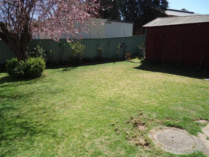 49 Wollundry Avenue, Wagga Wagga NSW 2650