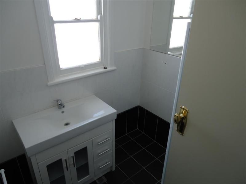 64B Urana  Street, Wagga Wagga NSW 2650