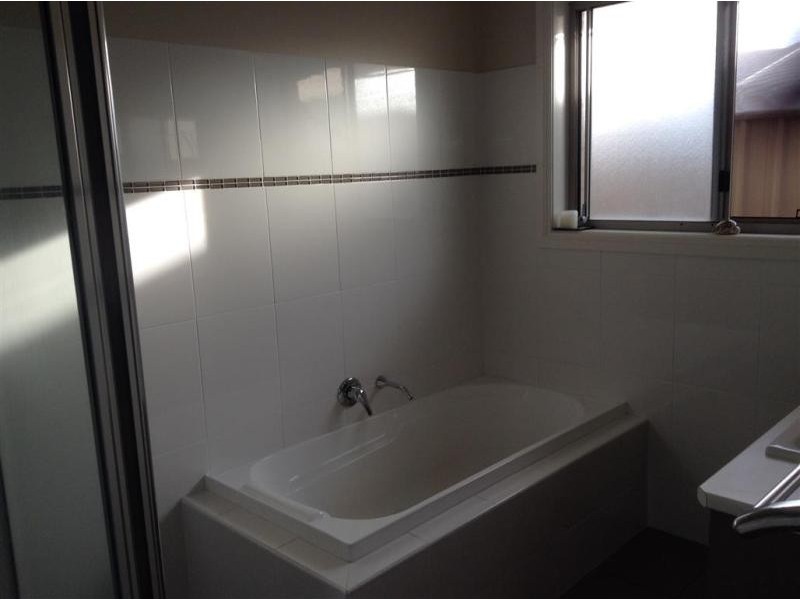 12 Birri Place, Wagga Wagga NSW 2650