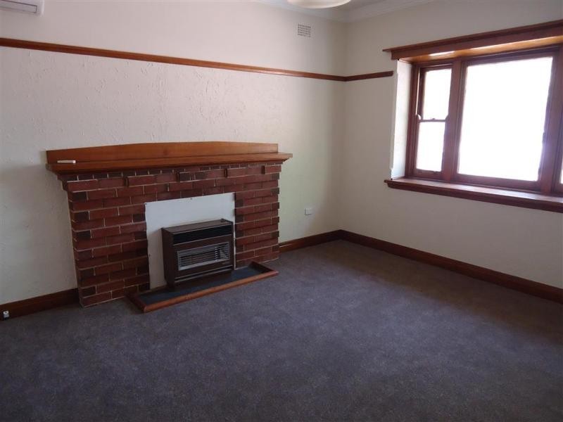 18 Kildare Avenue, Wagga Wagga NSW 2650