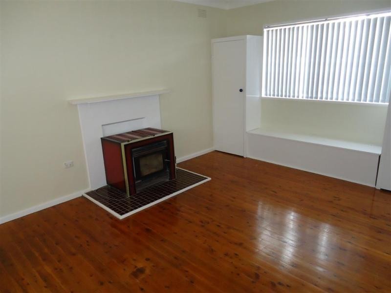 33 Heath Street, Wagga Wagga NSW 2650