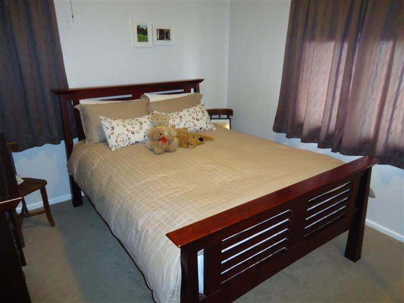 29 Gilmore Avenue, Wagga Wagga NSW 2650