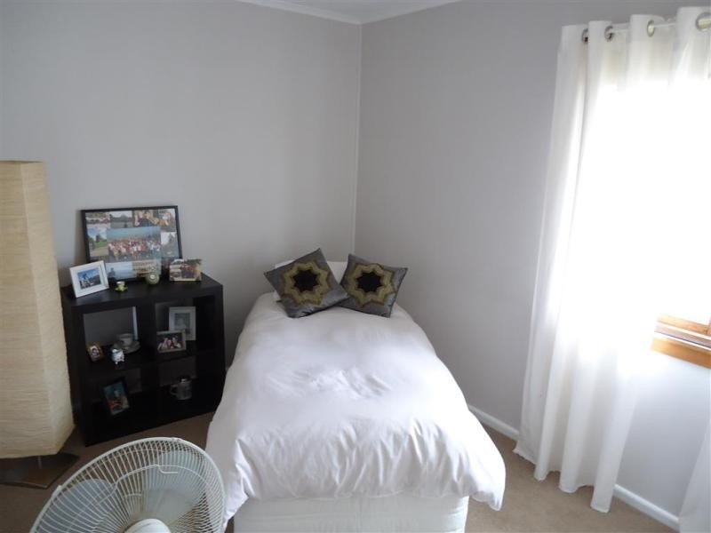 29 Gilmore Avenue, Wagga Wagga NSW 2650