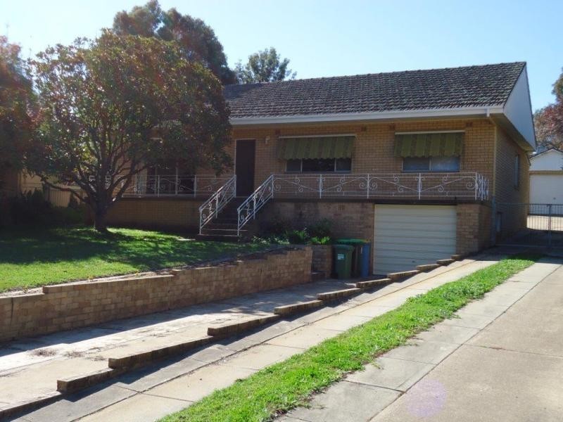 14 Waratah Street, Wagga Wagga NSW 2650
