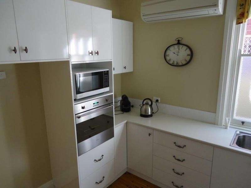 170 Edward Street, Wagga Wagga NSW 2650