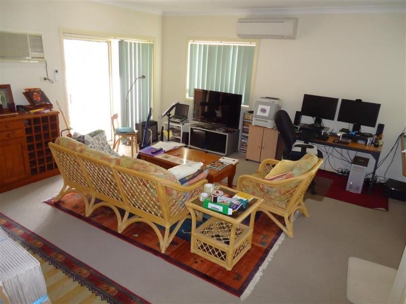 2/8 Keane Place, Wagga Wagga NSW 2650