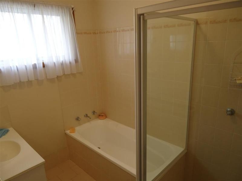 3/2 Bulolo Street, Wagga Wagga NSW 2650