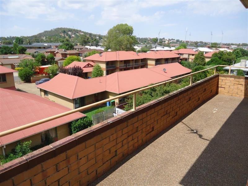 5/14 Small Street, Wagga Wagga NSW 2650