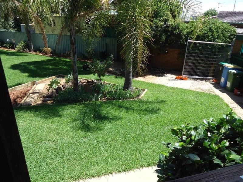 34 Cobb Street, Tolland NSW 2650
