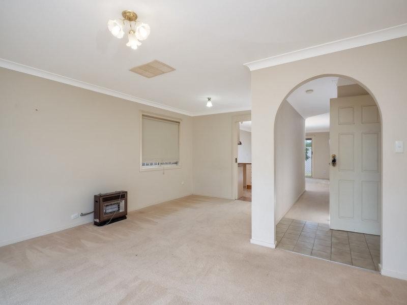 60 Dalman Parkway, Wagga Wagga NSW 2650