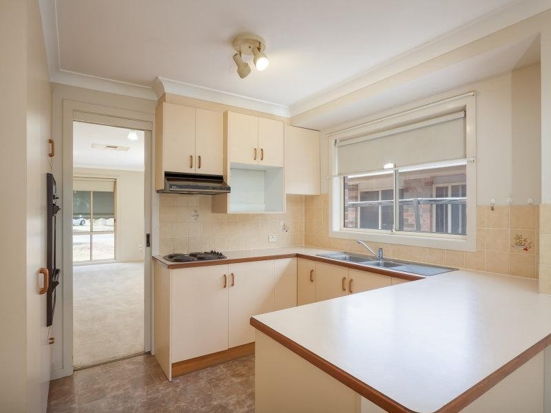 60 Dalman Parkway, Wagga Wagga NSW 2650