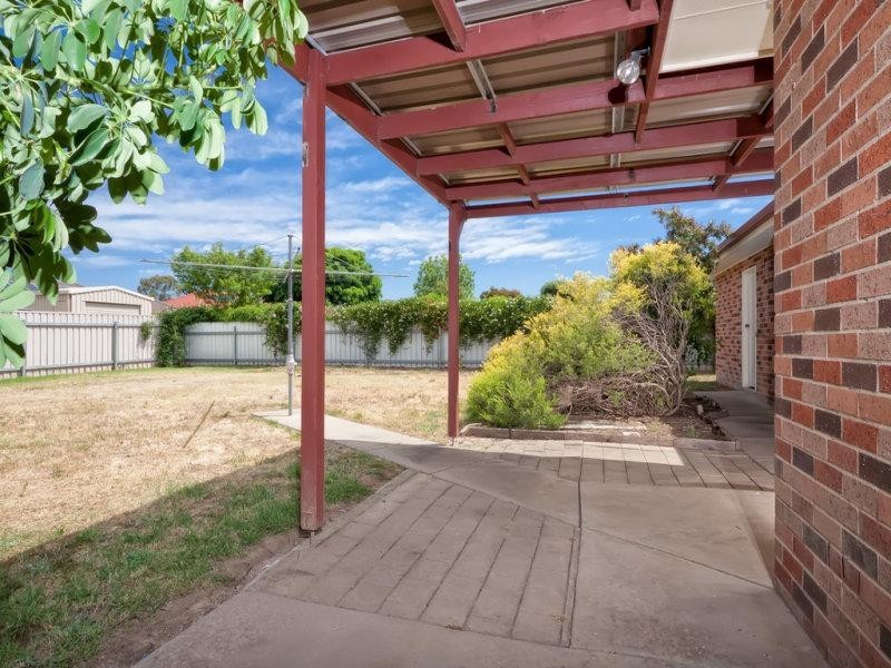 60 Dalman Parkway, Wagga Wagga NSW 2650
