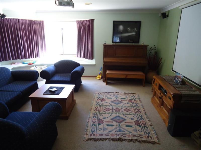 59 Peppermint Drive, Wagga Wagga NSW 2650