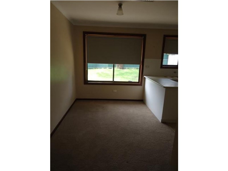 50 Elizabeth Avenue, Forest Hill NSW 2651