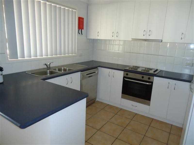 60 Veale Street, Wagga Wagga NSW 2650