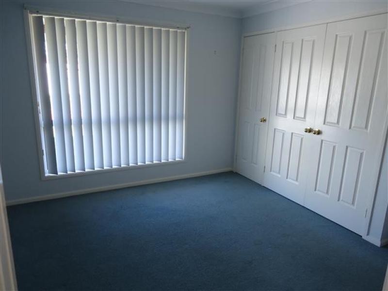 60 Veale Street, Wagga Wagga NSW 2650