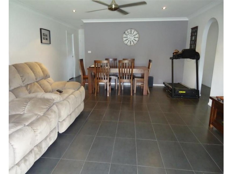 2/2 Bulolo  Street, Wagga Wagga NSW 2650
