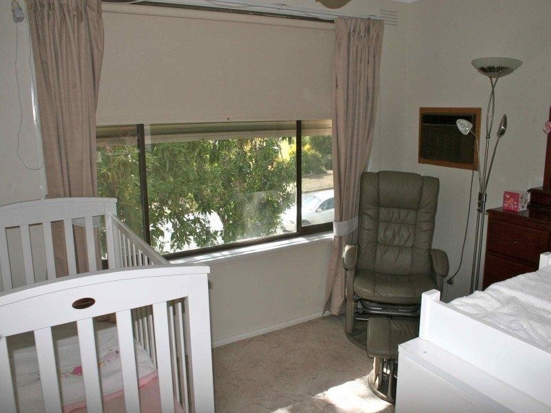 33 Marama Parade, Wagga Wagga NSW 2650