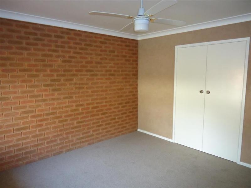 12/89 Crampton Street, Wagga Wagga NSW 2650