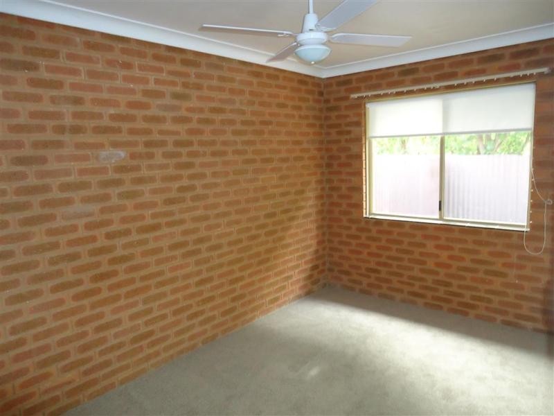12/89 Crampton Street, Wagga Wagga NSW 2650