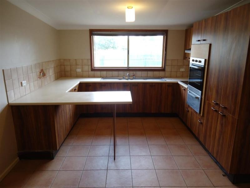 60 Ashmont Avenue, Wagga Wagga NSW 2650