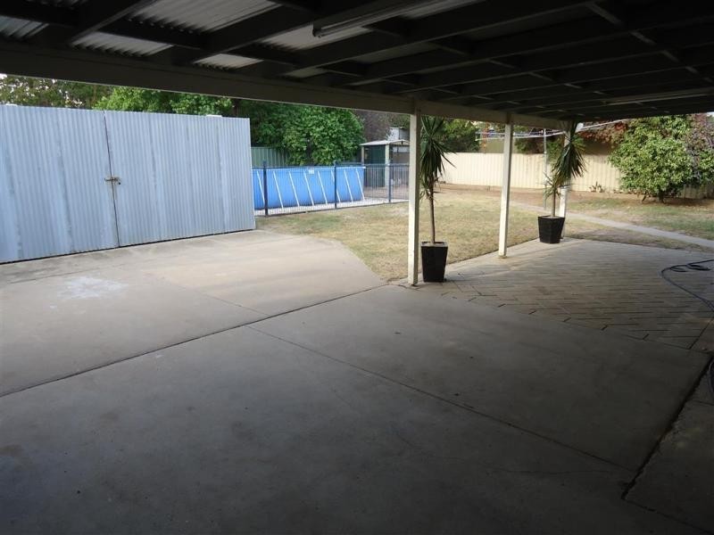 24 Waratah Street, Wagga Wagga NSW 2650