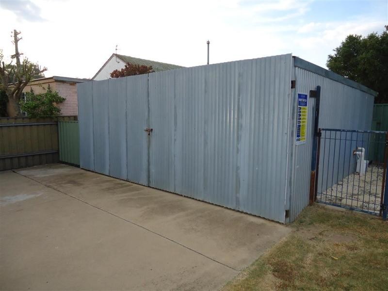 24 Waratah Street, Wagga Wagga NSW 2650