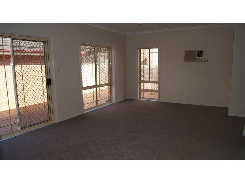 1/4 William  Street, North Richmond NSW 2754