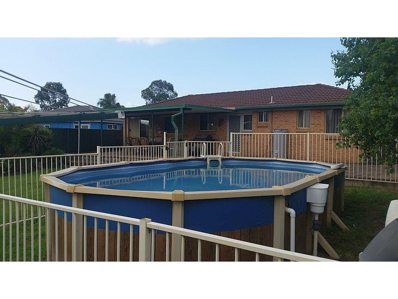 35 Raupach  Street, Dean Park NSW 2761