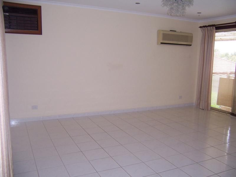 5 Shiel Place ST ANDREWS 2566, St Andrews NSW 2566
