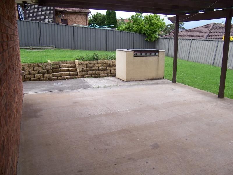 41 Aberdeen Road ST ANDREWS 2566, St Andrews NSW 2566