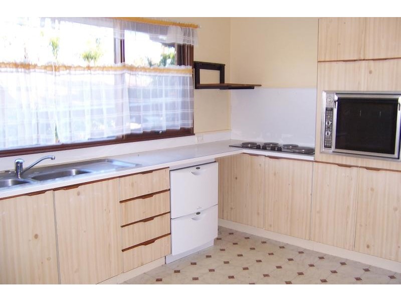 3 Elgin Avenue ST ANDREWS 2566, St Andrews NSW 2566