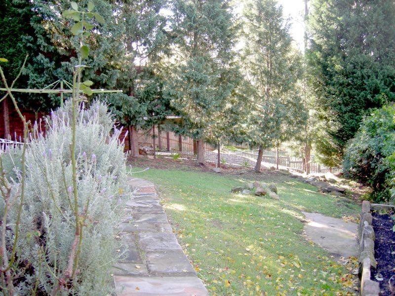 12 Livingstone  Place MOUNT COLAH 2079, Mount Colah NSW 2079