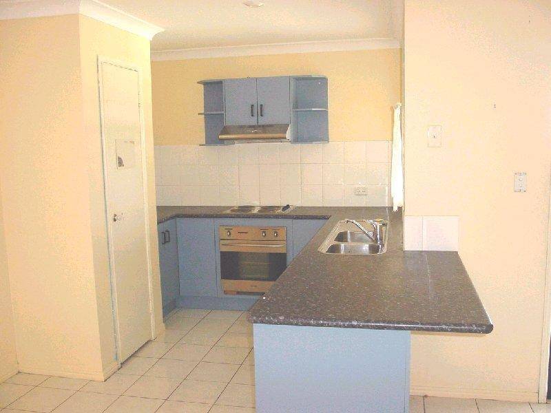 12 Tahan Crescent TANAH MERAH 4128, Tanah Merah QLD 4128