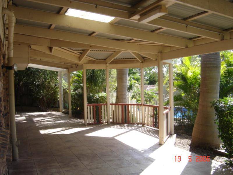 38 Cowra Street TANAH MERAH 4128, Tanah Merah QLD 4128