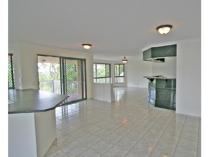 44 Bayview Drive TANAH MERAH 4128, Tanah Merah QLD 4128