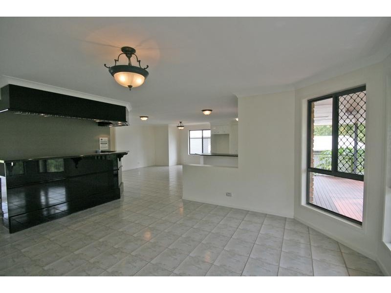 44 Bayview Drive TANAH MERAH 4128, Tanah Merah QLD 4128
