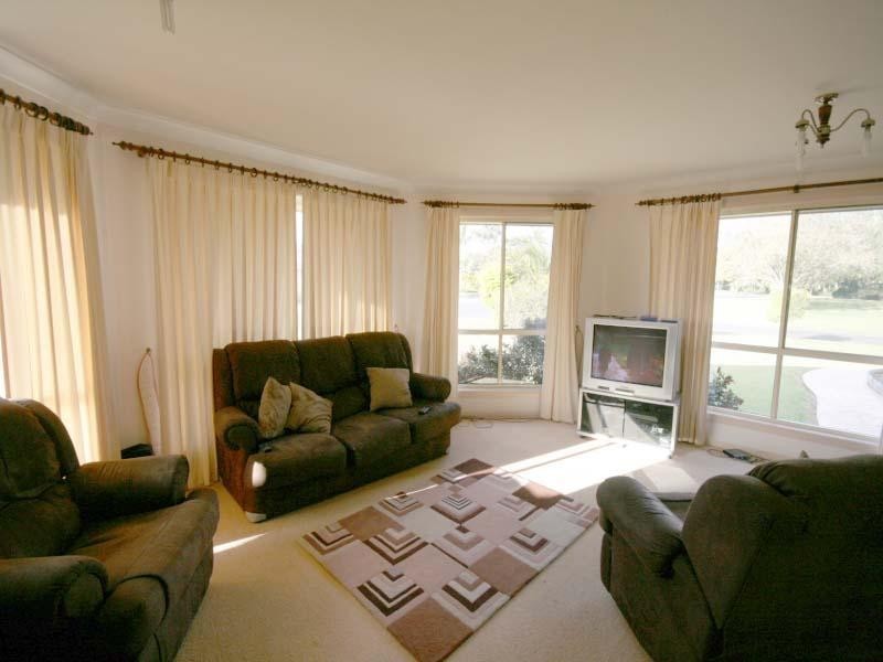 4 St Andrews Drive CORNUBIA 4130, Cornubia QLD 4130