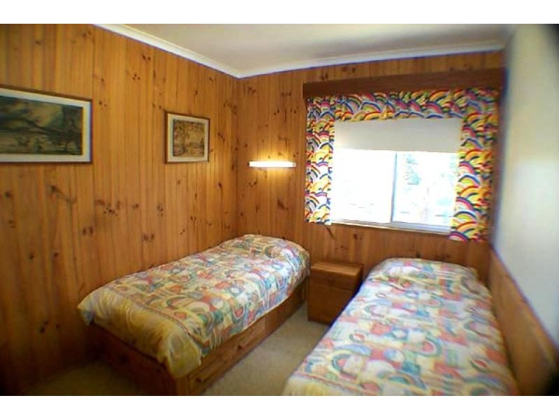 27 Ibis Avenue HAWKS NEST 2324, Hawks Nest NSW 2324