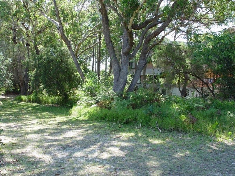 3 Cooloon Street HAWKS NEST 2324, Hawks Nest NSW 2324