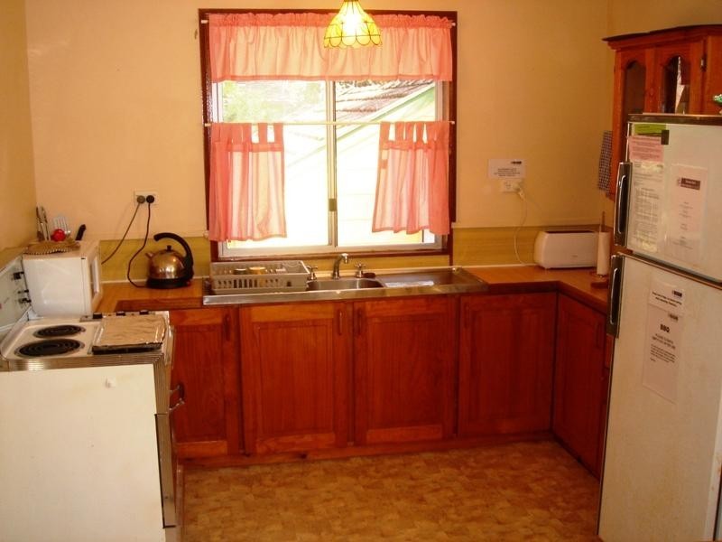 11 Kurrawong Avenue HAWKS NEST 2324, Hawks Nest NSW 2324