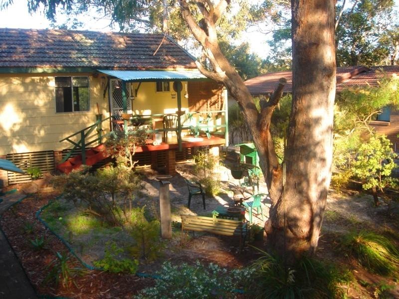11 Kurrawong Avenue HAWKS NEST 2324, Hawks Nest NSW 2324