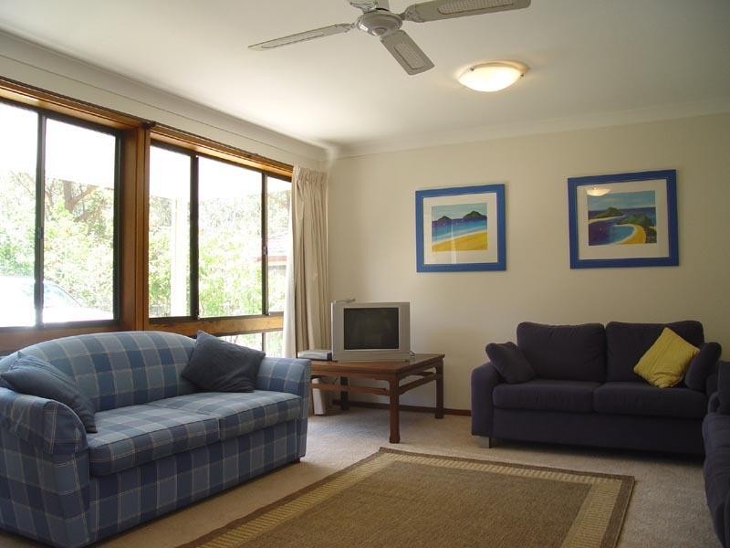 27 Tuloa Avenue HAWKS NEST 2324, Hawks Nest NSW 2324