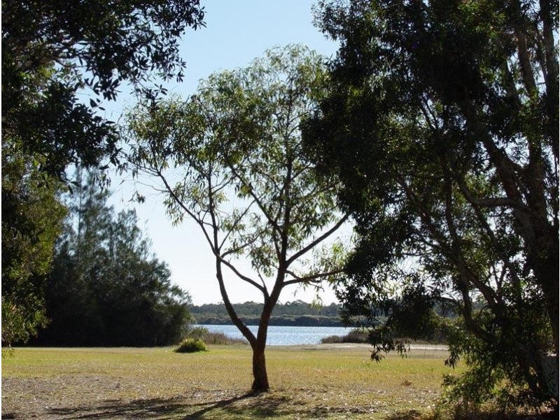 6 Carramar Crescent HAWKS NEST 2324, Hawks Nest NSW 2324