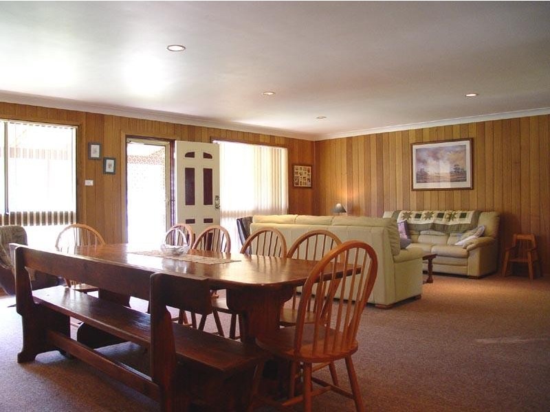 43 Albatross Avenue HAWKS NEST 2324, Hawks Nest NSW 2324