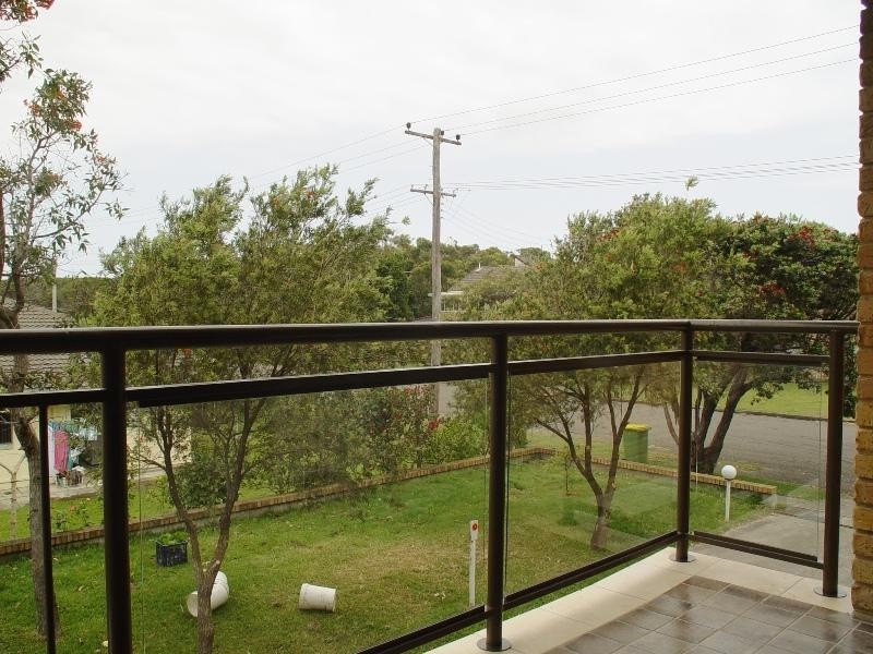 2/22 Russell Street HAWKS NEST 2324, Hawks Nest NSW 2324
