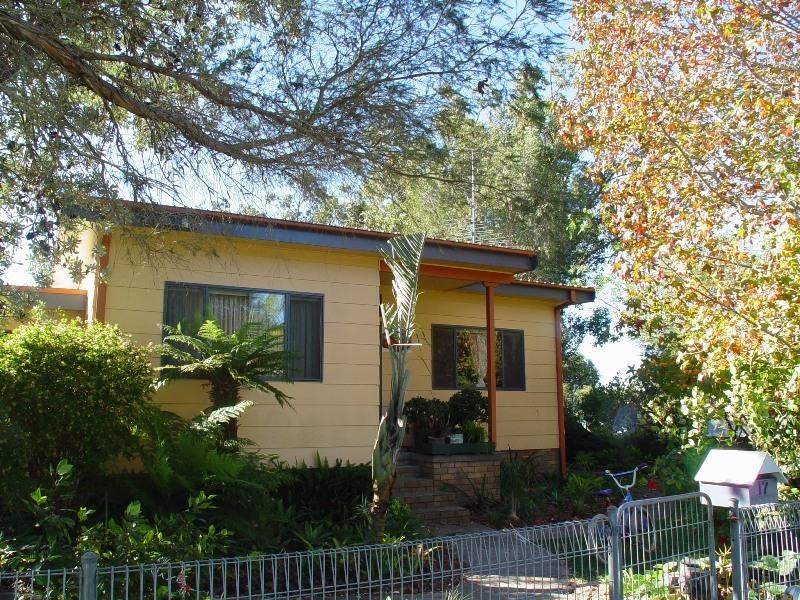 17 Coupland Avenue TEA GARDENS 2324, Tea Gardens NSW 2324